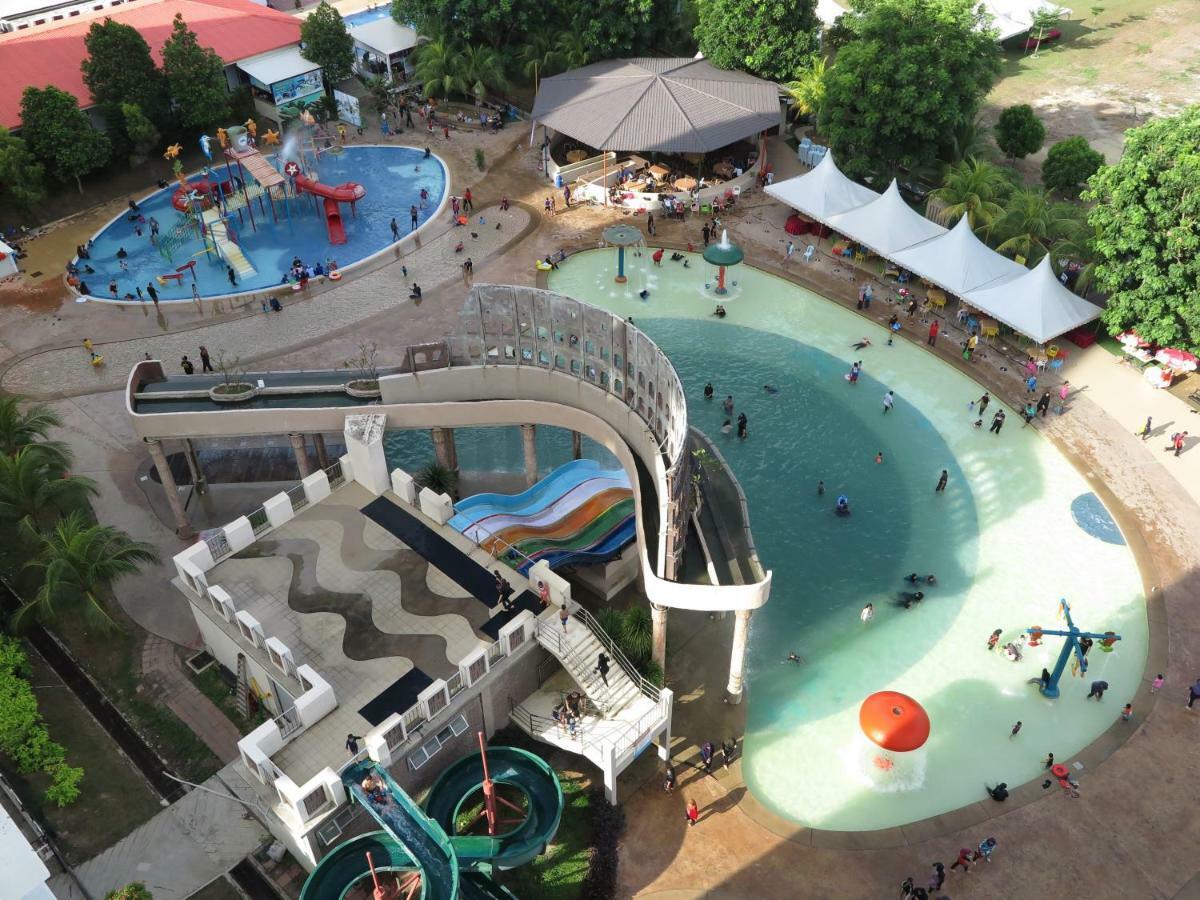 3 Bedrooms At Lagoon Park Resort Malacca Extérieur photo